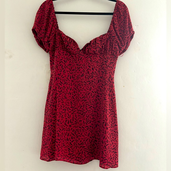 The cutest lil Realasation Par dress from one of their original drops…. - Picture 2 of 2